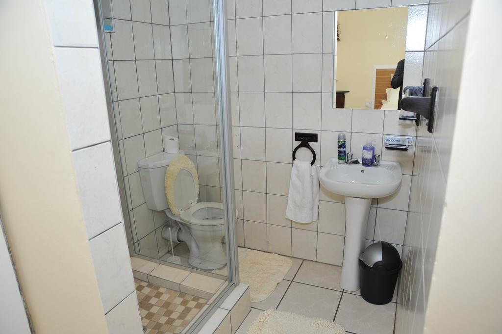 The Norwegian Lodge Umkomaas Room photo